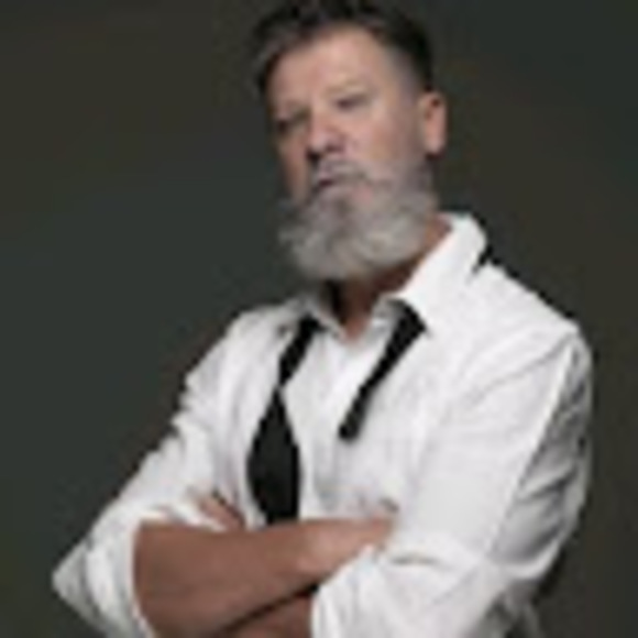 Meet your Posher, Venooch - Picture 1 of 1